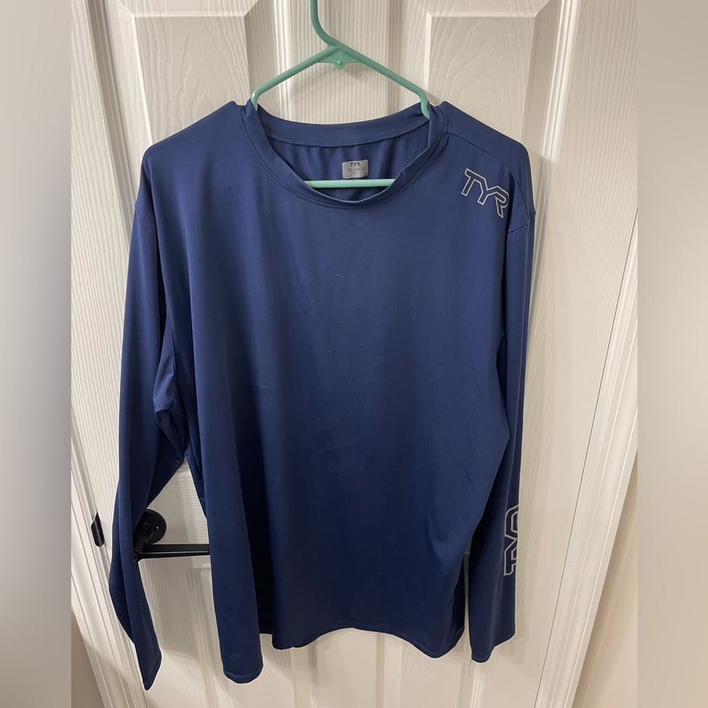 TYR activewear long sleeve. SPF 50